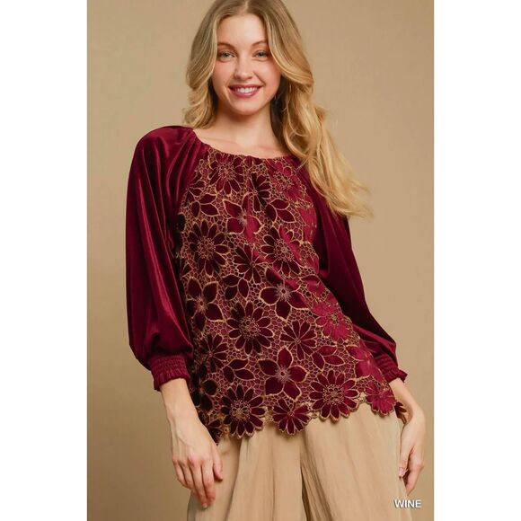 UMGEE Floral Lace Velvet Top Sz 1X Red Wine Blouse Smocked Raglan Sleeves NWT - Picture 1 of 12